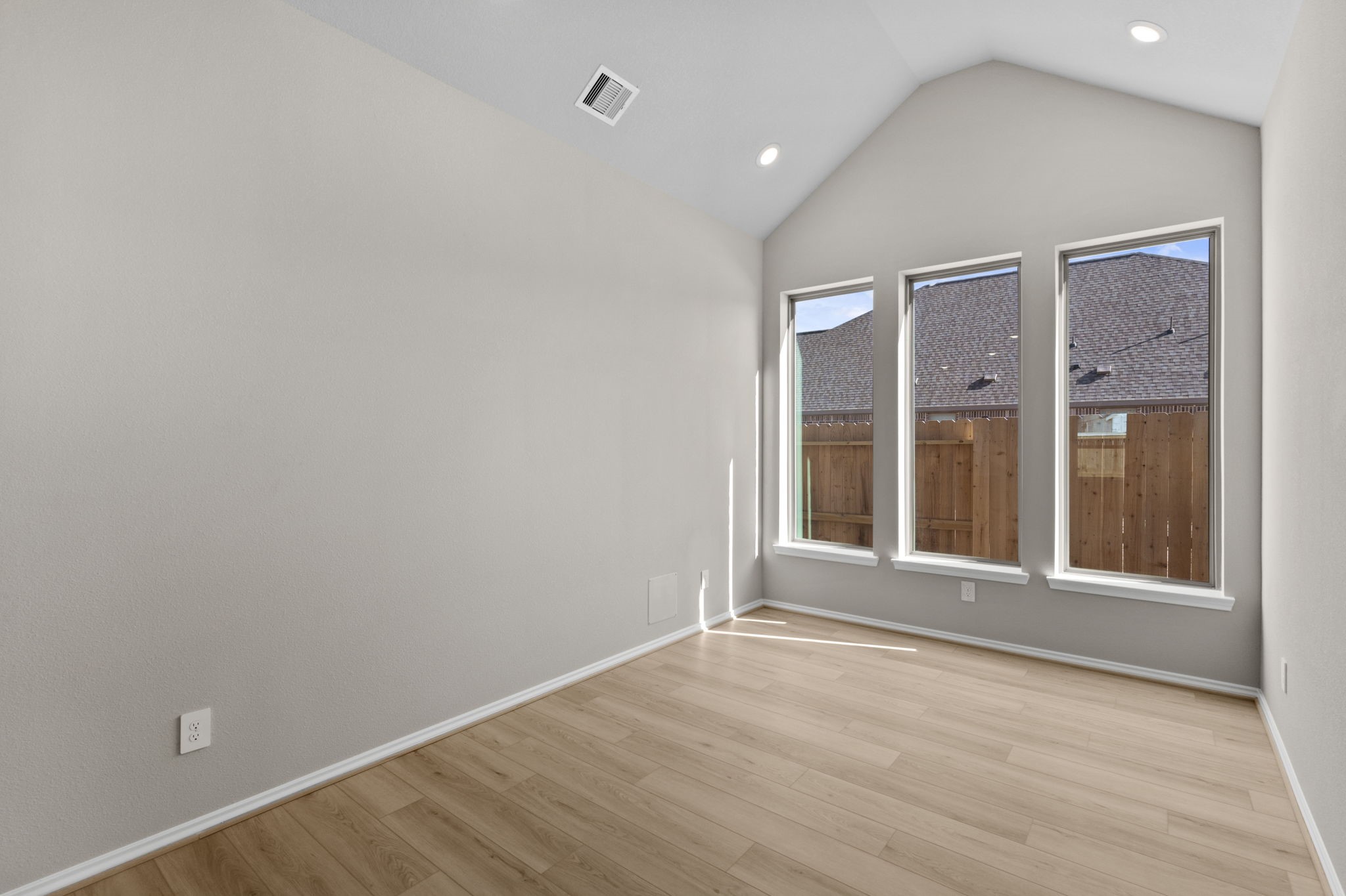 9502 Sierra Crest Lane Porter, TX 77365 - Photo 10 of 33