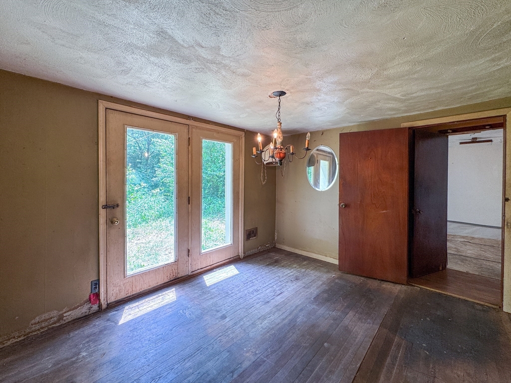 332 Batchelor Street Granby, MA 01033 - Photo 15 of 33