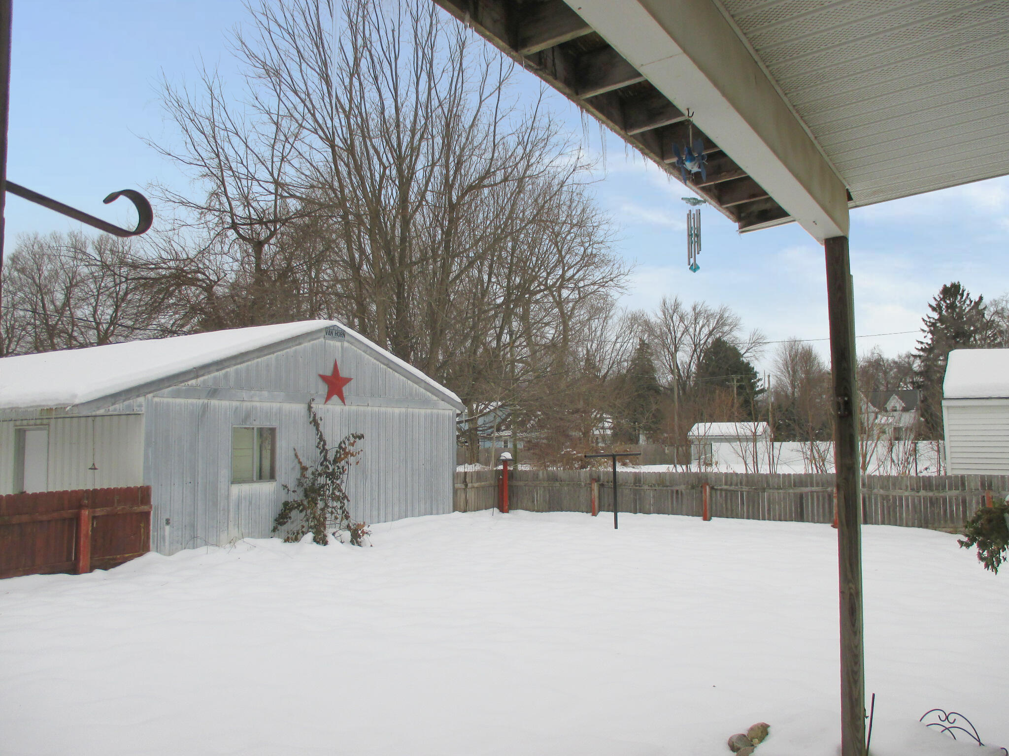 110 Vine Street Gobles, MI 49055 - Photo 4 of 20 IMG_3607