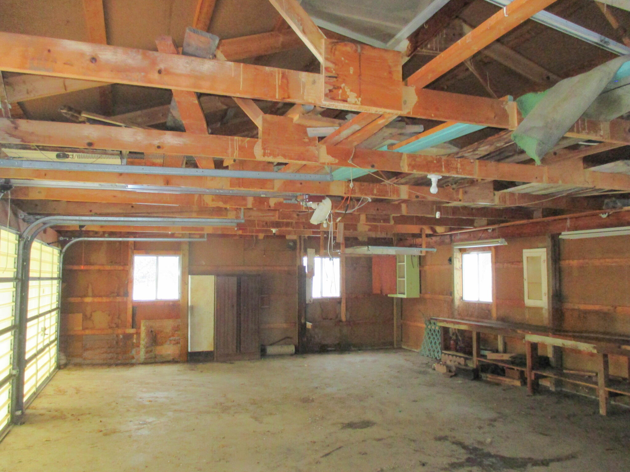 110 Vine Street Gobles, MI 49055 - Photo 7 of 20 IMG_3610