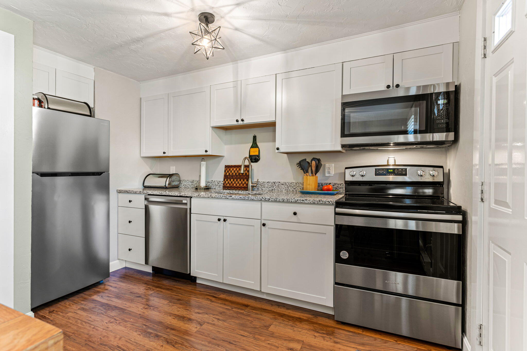 300 Falmouth Road, Unit 1B Mashpee, MA 02649 - Photo 7 of 15 7-web-or-mls-Summerwood Unit 1B Hi Res-5