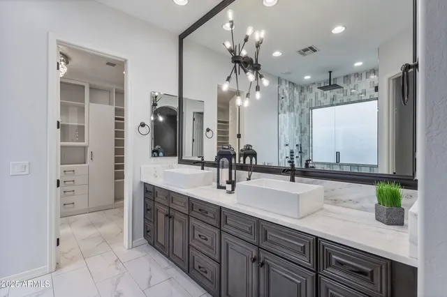 $1,319,888 | 3973 East Hashknife Road, Phoenix, AZ 85050