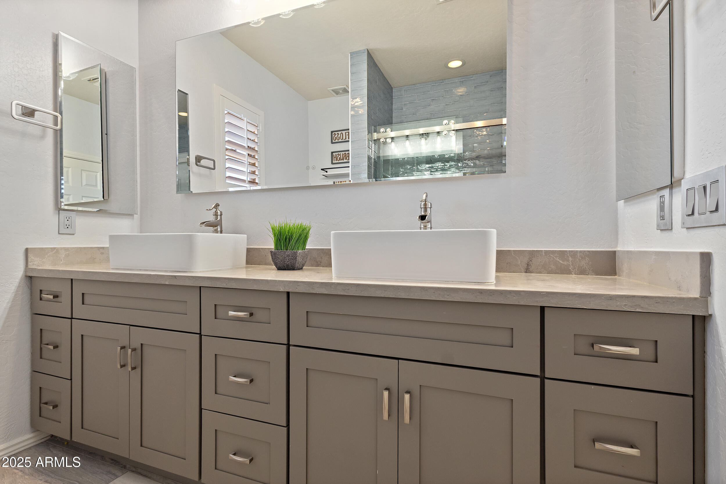 3973 East Hashknife Road Phoenix, AZ 85050 - Photo 33 of 77 35_img_0932