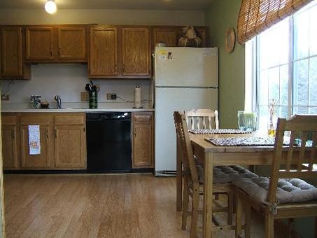 887 Golf Course Road, Unit 4 Crystal Lake, IL 60014 - Photo 5 of 8
