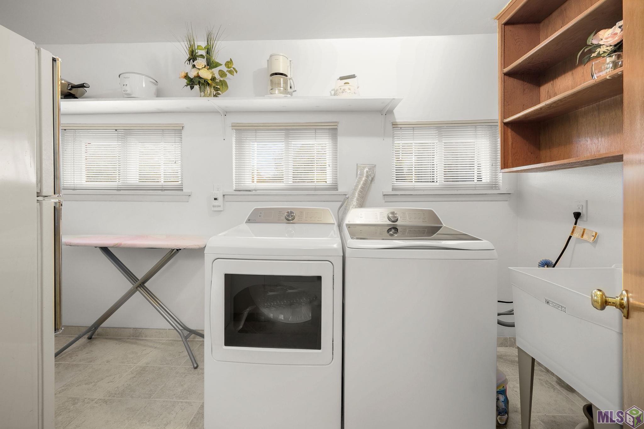 2522 77th Avenue Baton Rouge, LA 70807 - Photo 19 of 37 Utility room