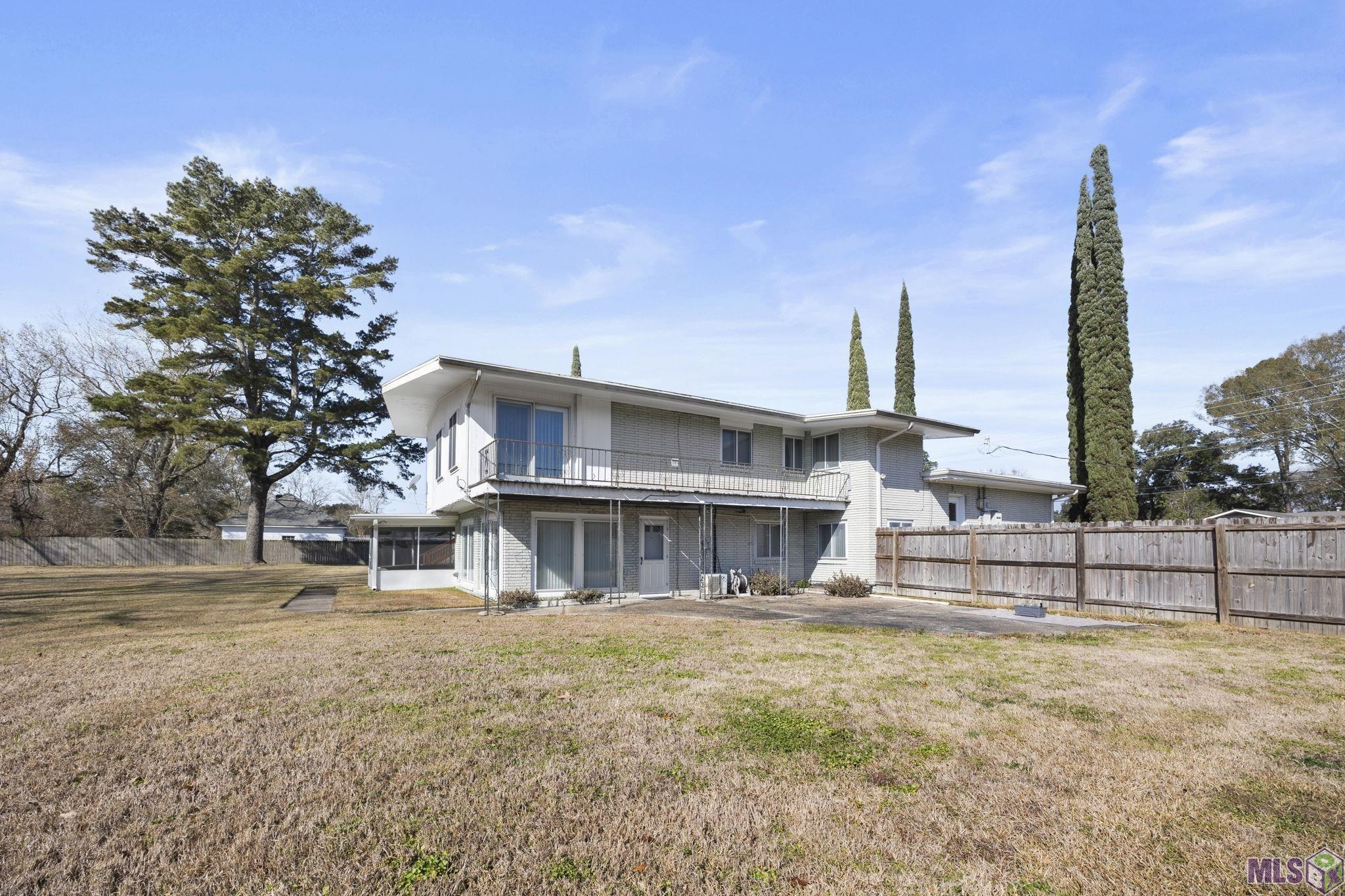 2522 77th Avenue Baton Rouge, LA 70807 - Photo 5 of 37 Gallery Image 5