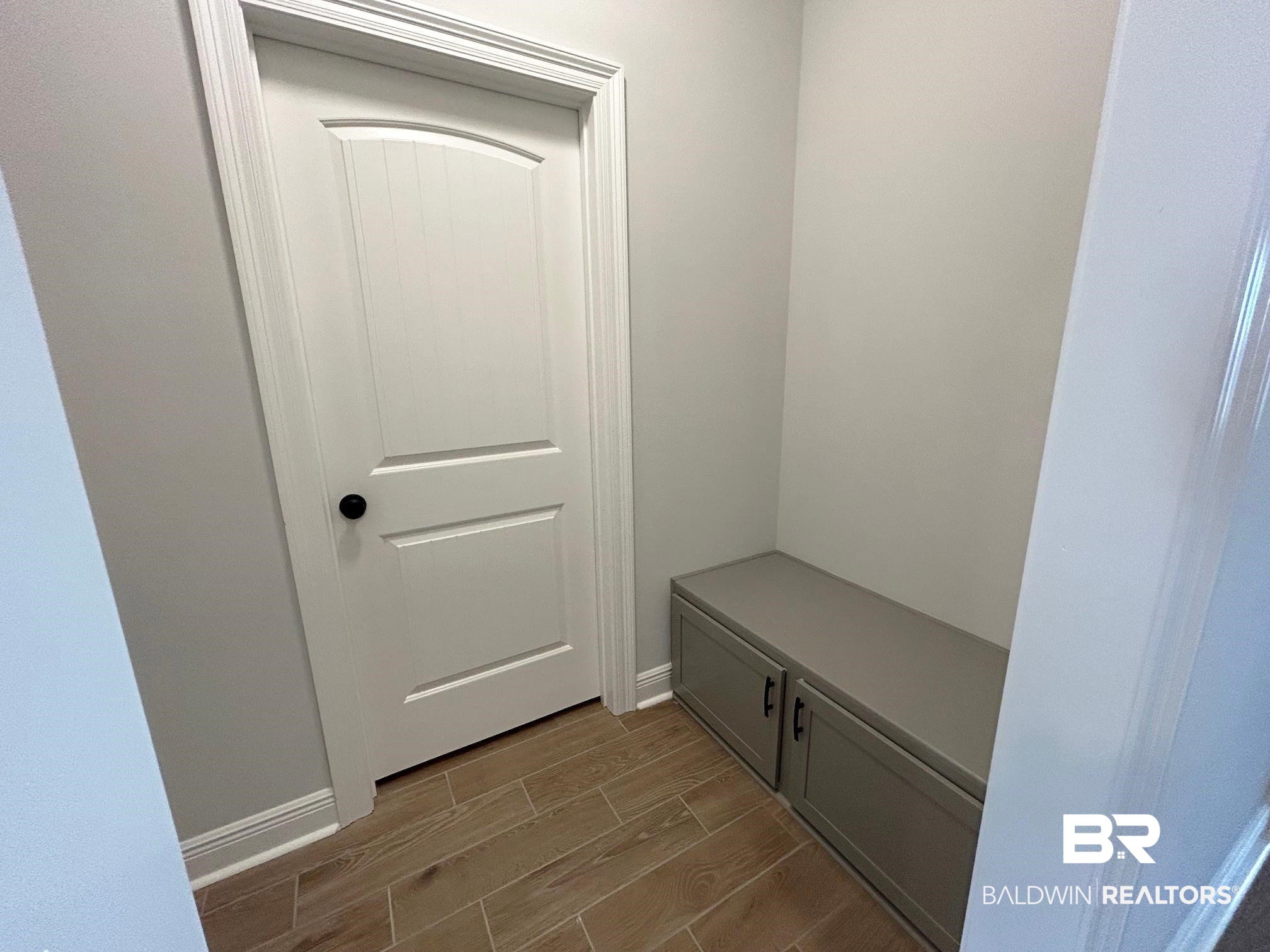 809 Sumter Loop Foley, AL 36535 - Photo 17 of 20 View of mudroom