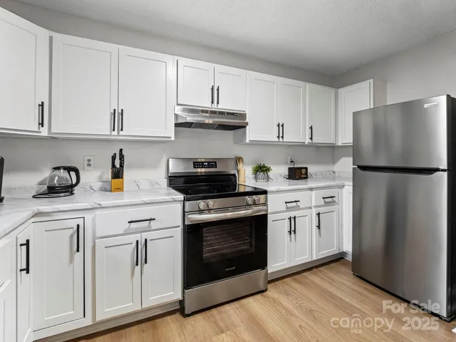 $349,000 | 950 Main Street, Unit 5, Black Mountain, NC 28711