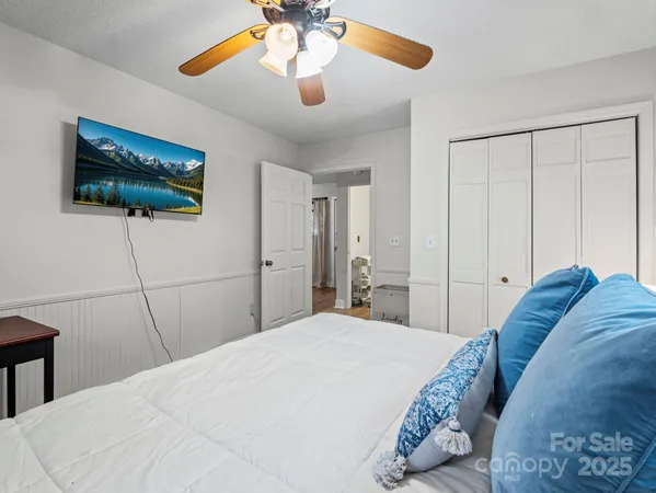 $345,000 | 950 Main Street, Unit 5, Black Mountain, NC 28711