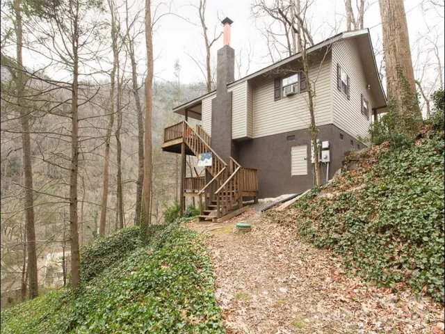 $349,000 | 950 Main Street, Unit 5, Black Mountain, NC 28711