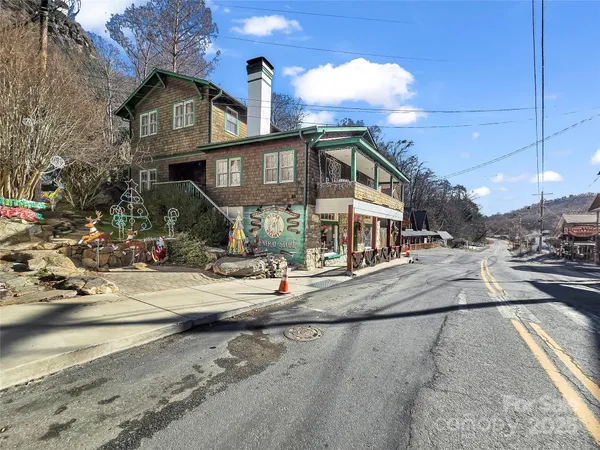 $345,000 | 950 Main Street, Unit 5, Black Mountain, NC 28711