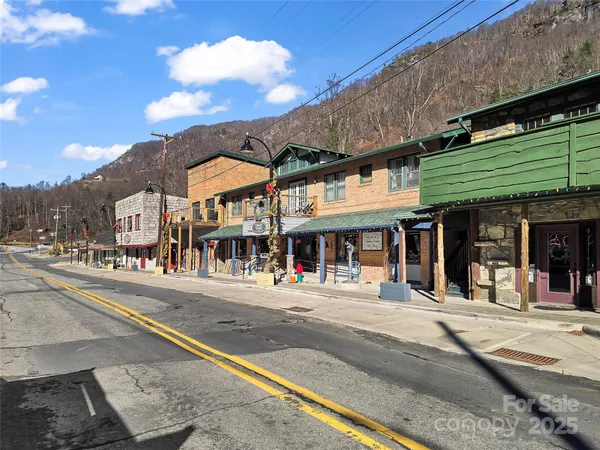 $345,000 | 950 Main Street, Unit 5, Black Mountain, NC 28711