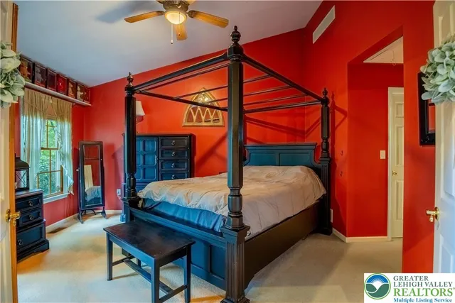 $649,900 | 855 Constitution Avenue, Pen Argyl, PA 18072