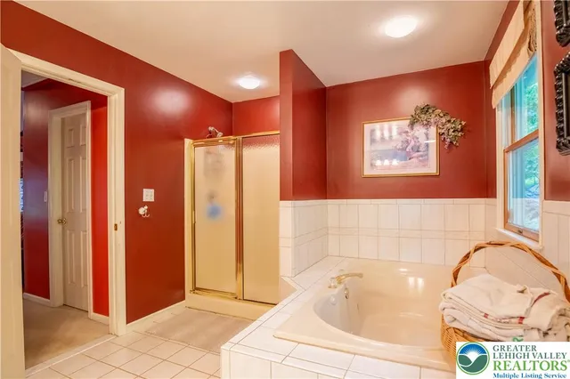 $649,900 | 855 Constitution Avenue, Pen Argyl, PA 18072