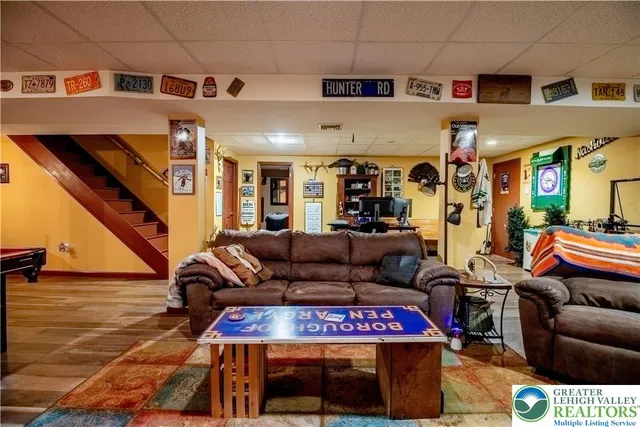 $649,900 | 855 Constitution Avenue, Pen Argyl, PA 18072