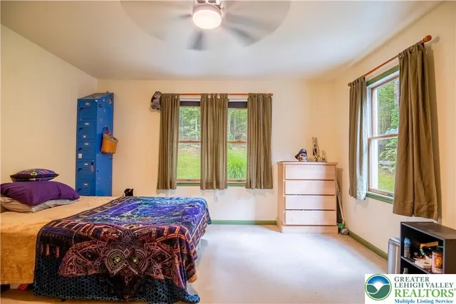 $649,900 | 855 Constitution Avenue, Pen Argyl, PA 18072