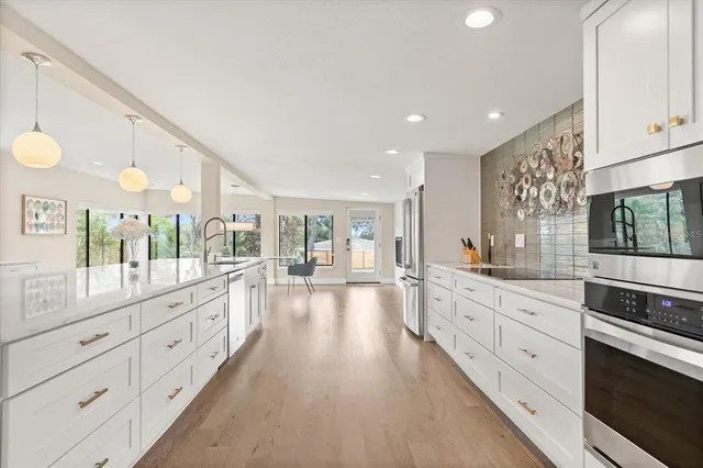 $1,399,000 | 12550 Lakeshore Drive, Clermont, FL 34711