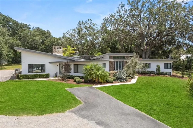 $1,399,000 | 12550 Lakeshore Drive, Clermont, FL 34711