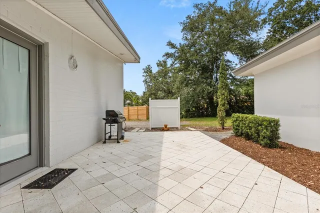 $1,399,000 | 12550 Lakeshore Drive, Clermont, FL 34711