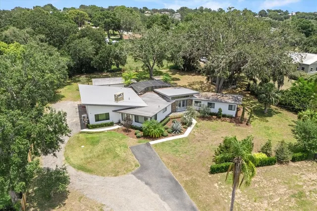 $1,399,000 | 12550 Lakeshore Drive, Clermont, FL 34711