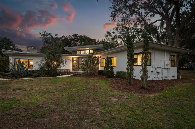 $1,399,000 | 12550 Lakeshore Drive, Clermont, FL 34711