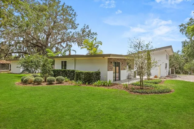 $1,399,000 | 12550 Lakeshore Drive, Clermont, FL 34711