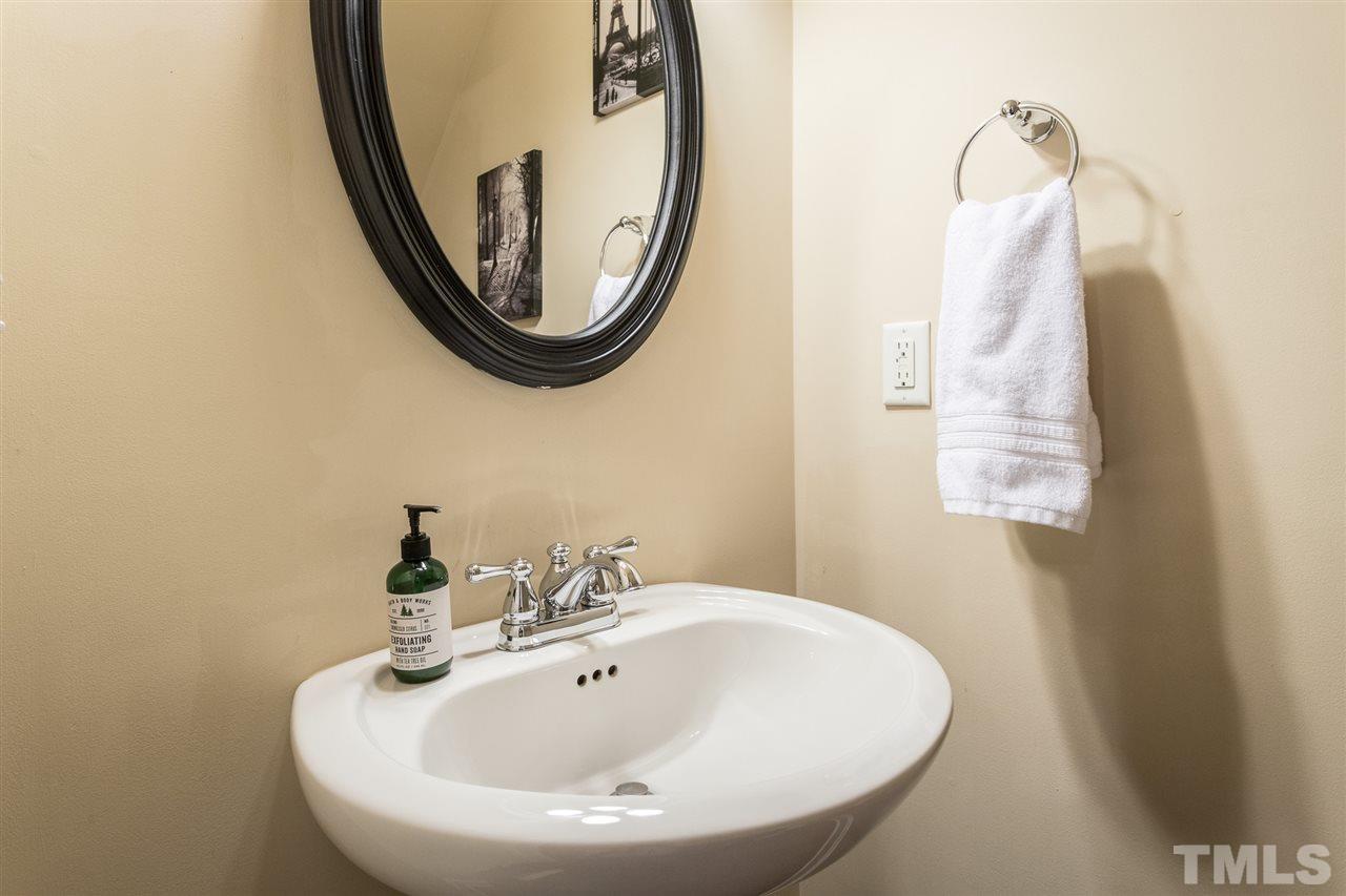2820 Carter Finley Place Raleigh, NC 27606 - Photo 18 of 30 Gallery Image 18