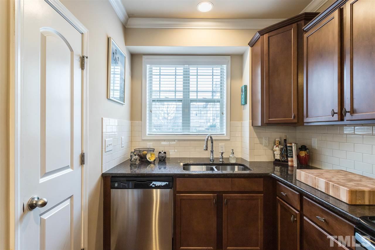 2820 Carter Finley Place Raleigh, NC 27606 - Photo 8 of 30 Gallery Image 8