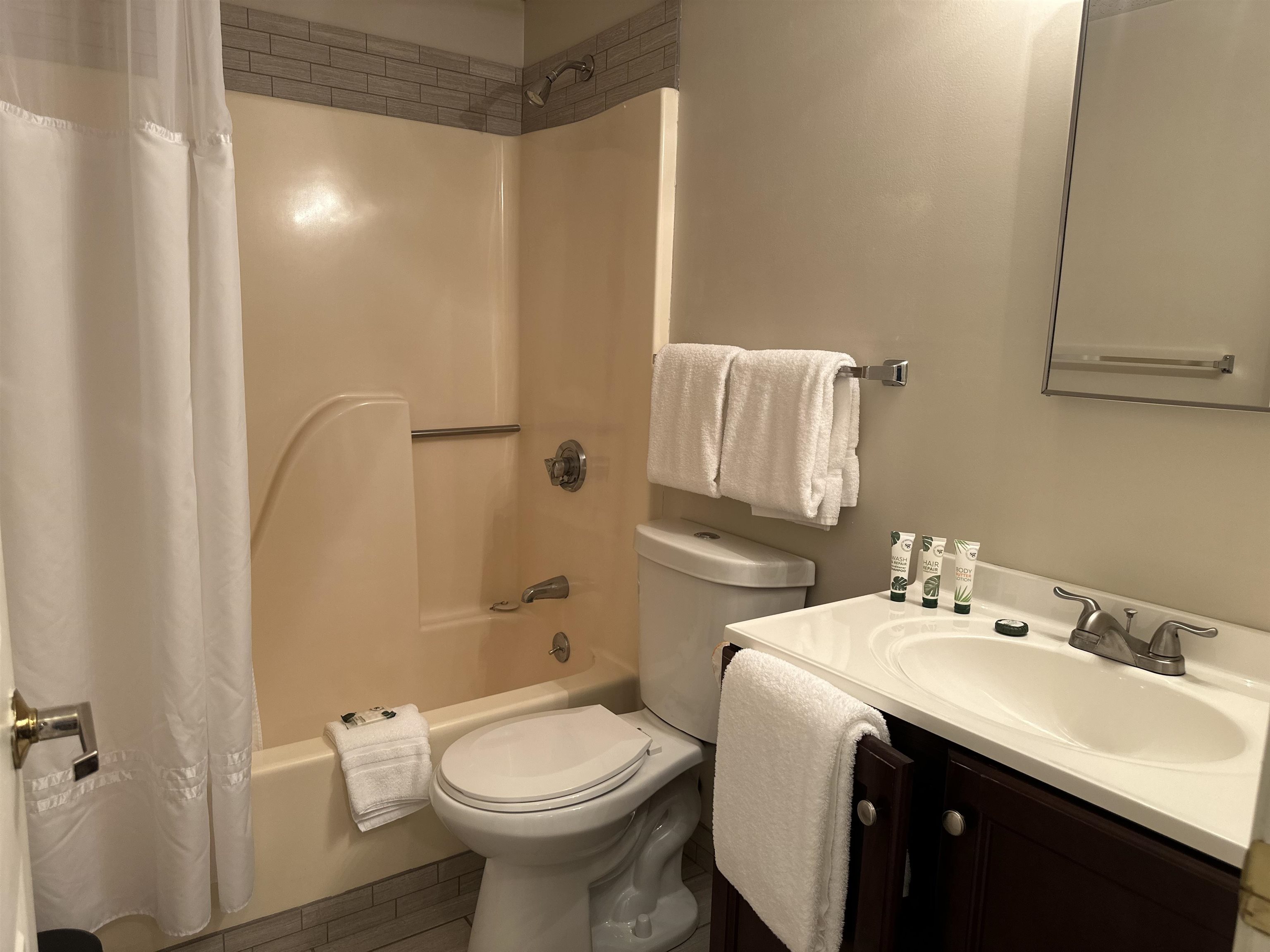 28 Packard's Road, Unit 124 Waterville Valley, NH 03215 - Photo 10 of 12