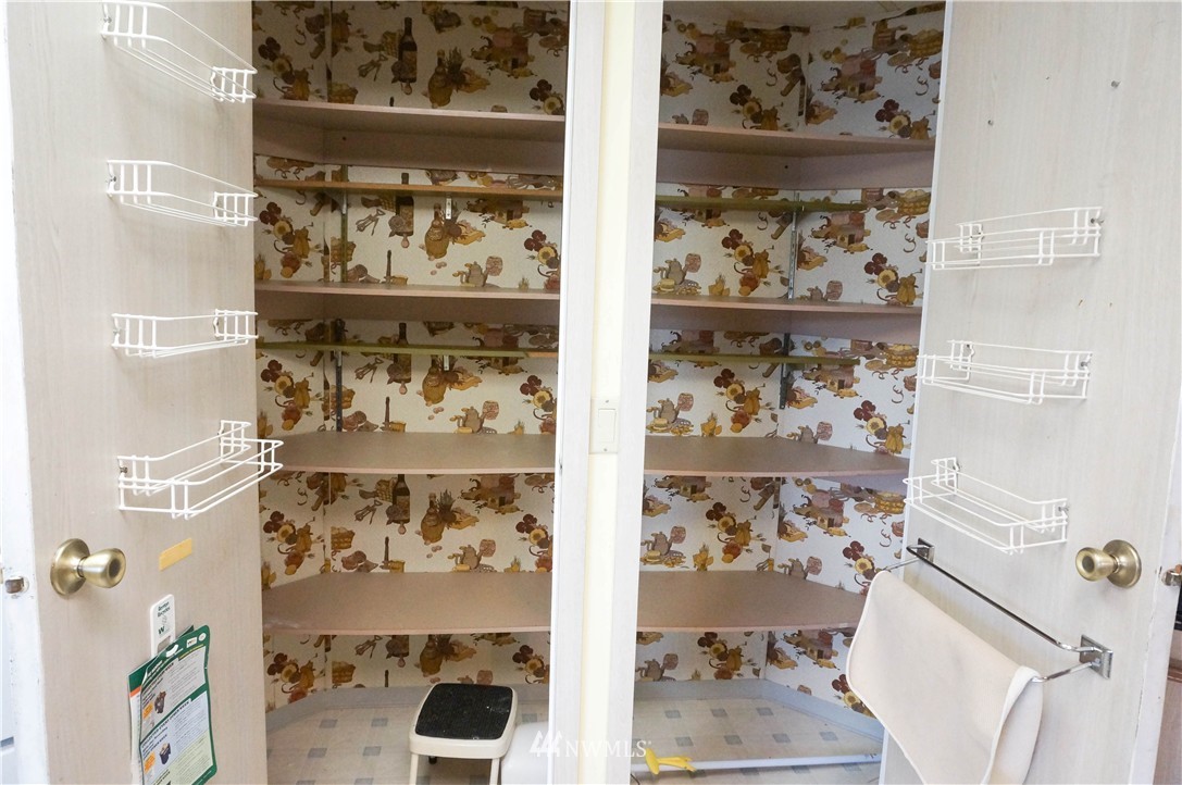 201 Union Avenue Southeast, Unit 199 Renton, WA 98056 - Photo 8 of 15 Gallery Image 8