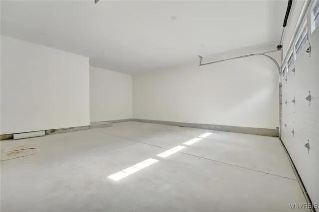 $439,900 | 26 Rosalind Drive, Evans, NY 14006