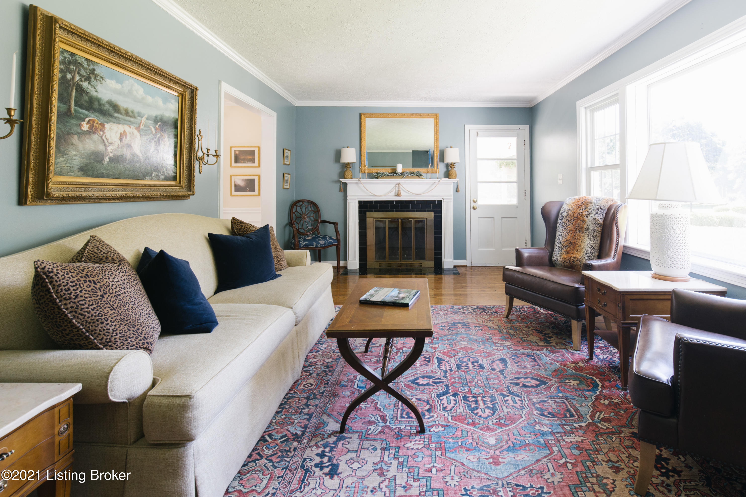 4420 Blenheim Road Louisville, KY 40207 - Photo 5 of 32 Living Room
