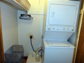 180 Evergreen Road, Unit 202E Dillon, CO 80435 - Photo 17 of 24 a utility room with dryer and washer