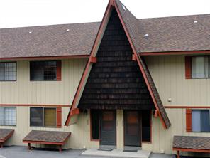 180 Evergreen Road, Unit 202E Dillon, CO 80435 - Photo 3 of 24 a view of a house with a balcony