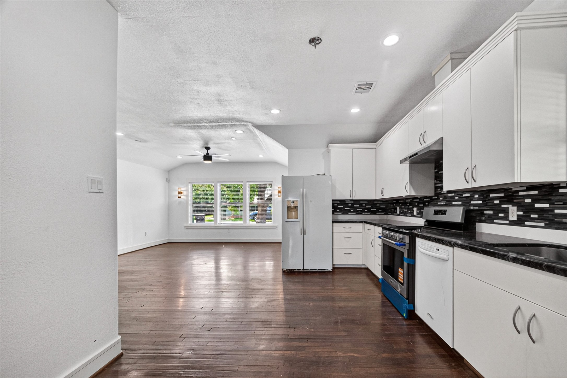 7030 Sidney Street Houston, TX 77021 - Photo 13 of 32