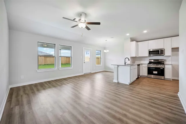 $254,003 | 805 Clear Valley Lane, Dayton, TX 77535