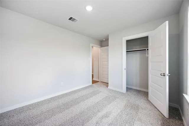 $254,003 | 805 Clear Valley Lane, Dayton, TX 77535