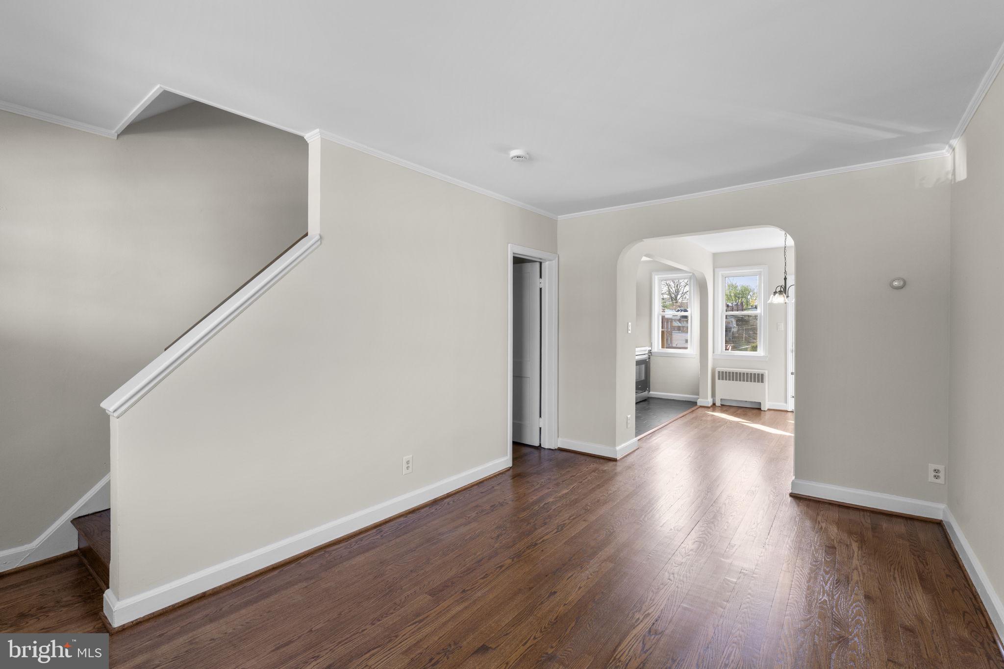 3549 Benzinger Road Baltimore, MD 21229 - Photo 5 of 32 LR unstaged