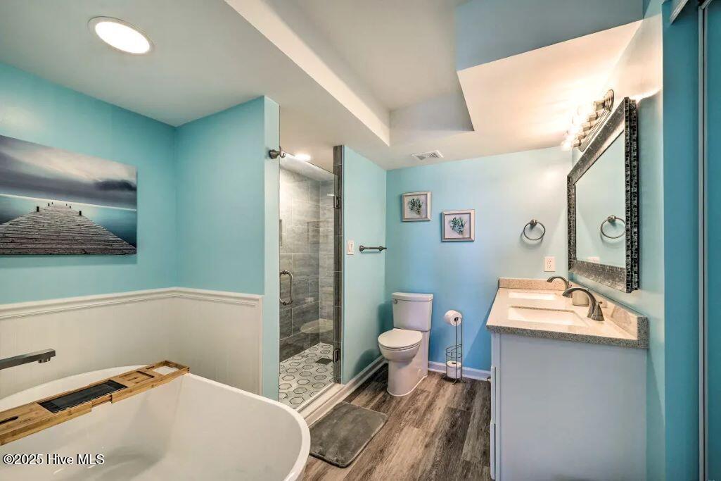 2000 New River Inlet Road, Unit 3209 North Topsail Beach, NC 28460 - Photo 15 of 44 Luxury master bath