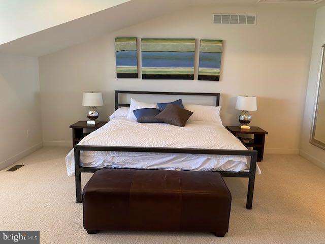 10 Hannah Loop, Unit 31 Rehoboth Beach, DE 19971 - Photo 29 of 37 third floor bedroom suite