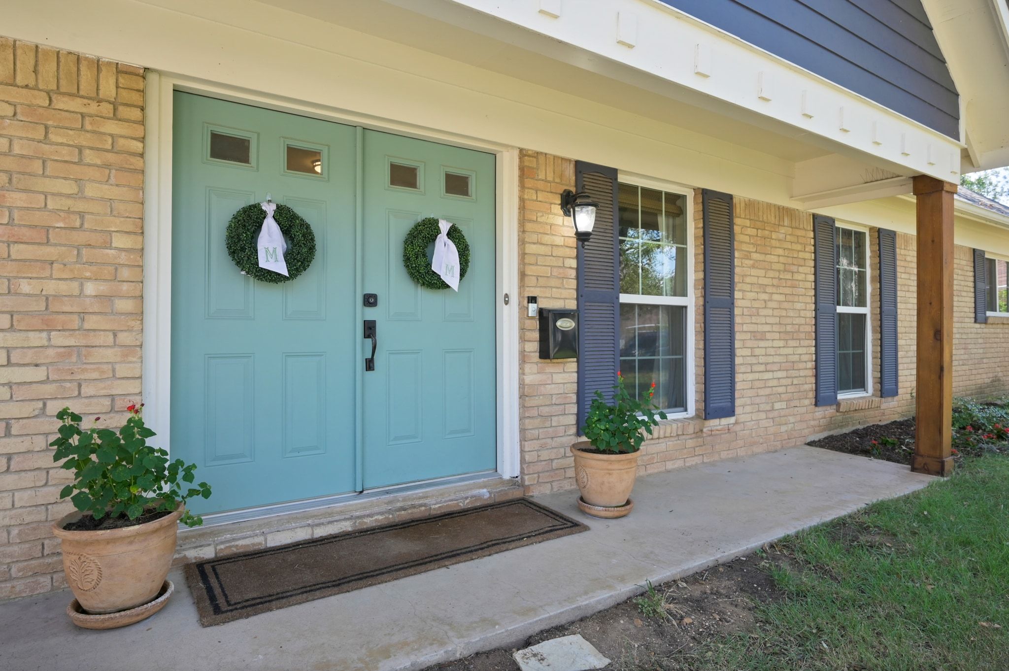 5605 Exeter Drive Austin, TX 78723 - Photo 3 of 32