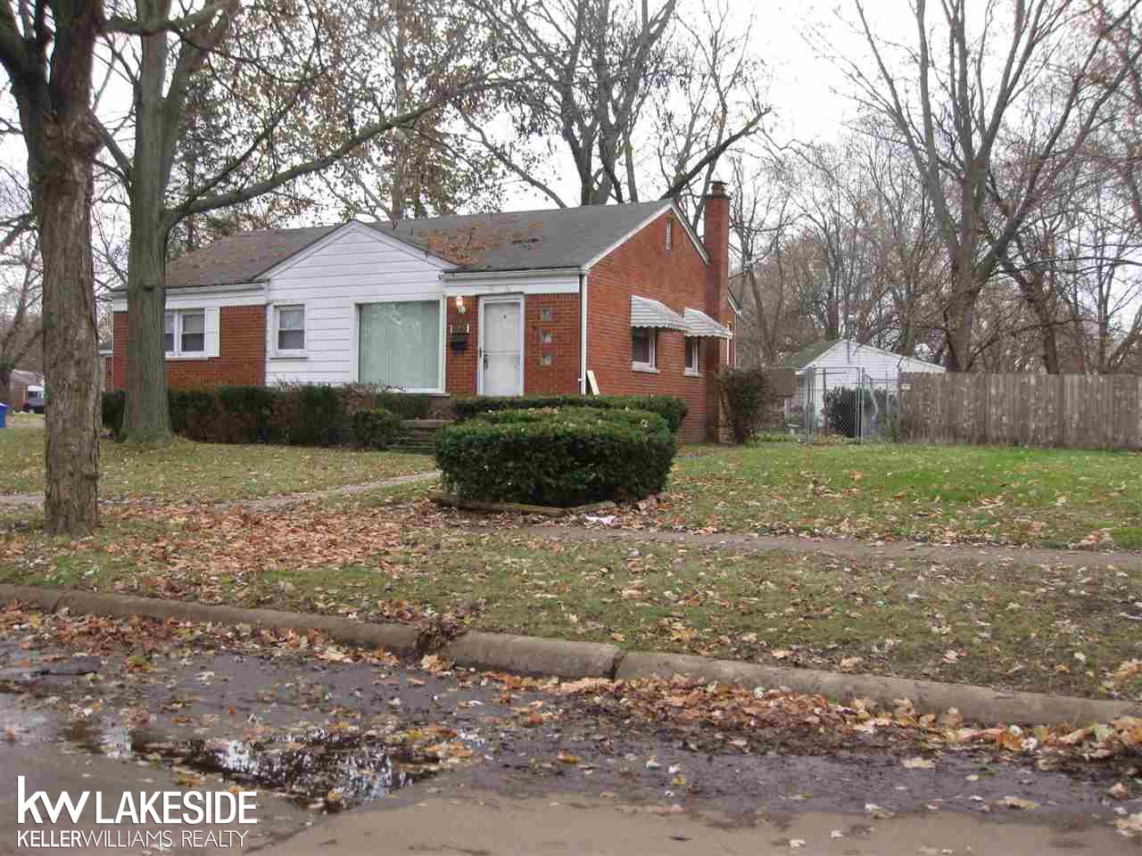 575 Central Street Inkster, MI 48141 - Photo 3 of 12 50000708-2.JPG