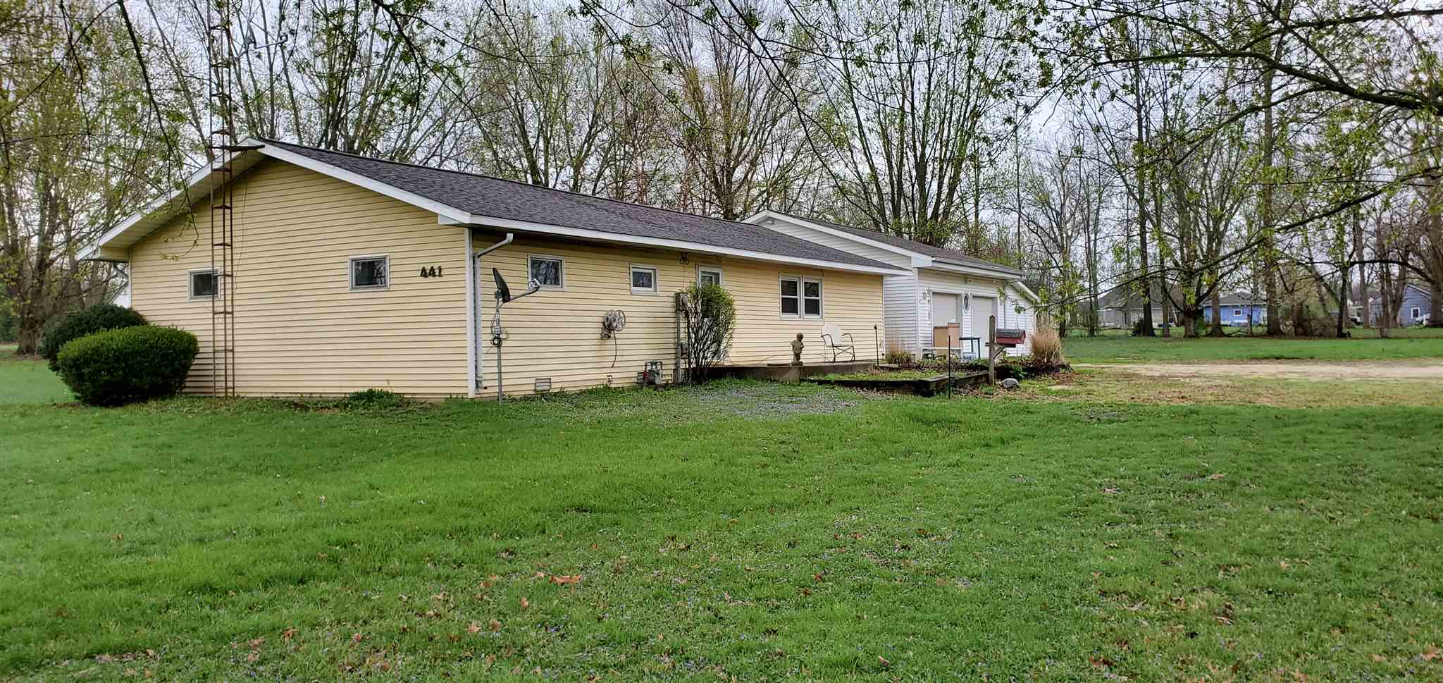441 East 7th Street Portland, IN 47371 - Photo 1 of 34