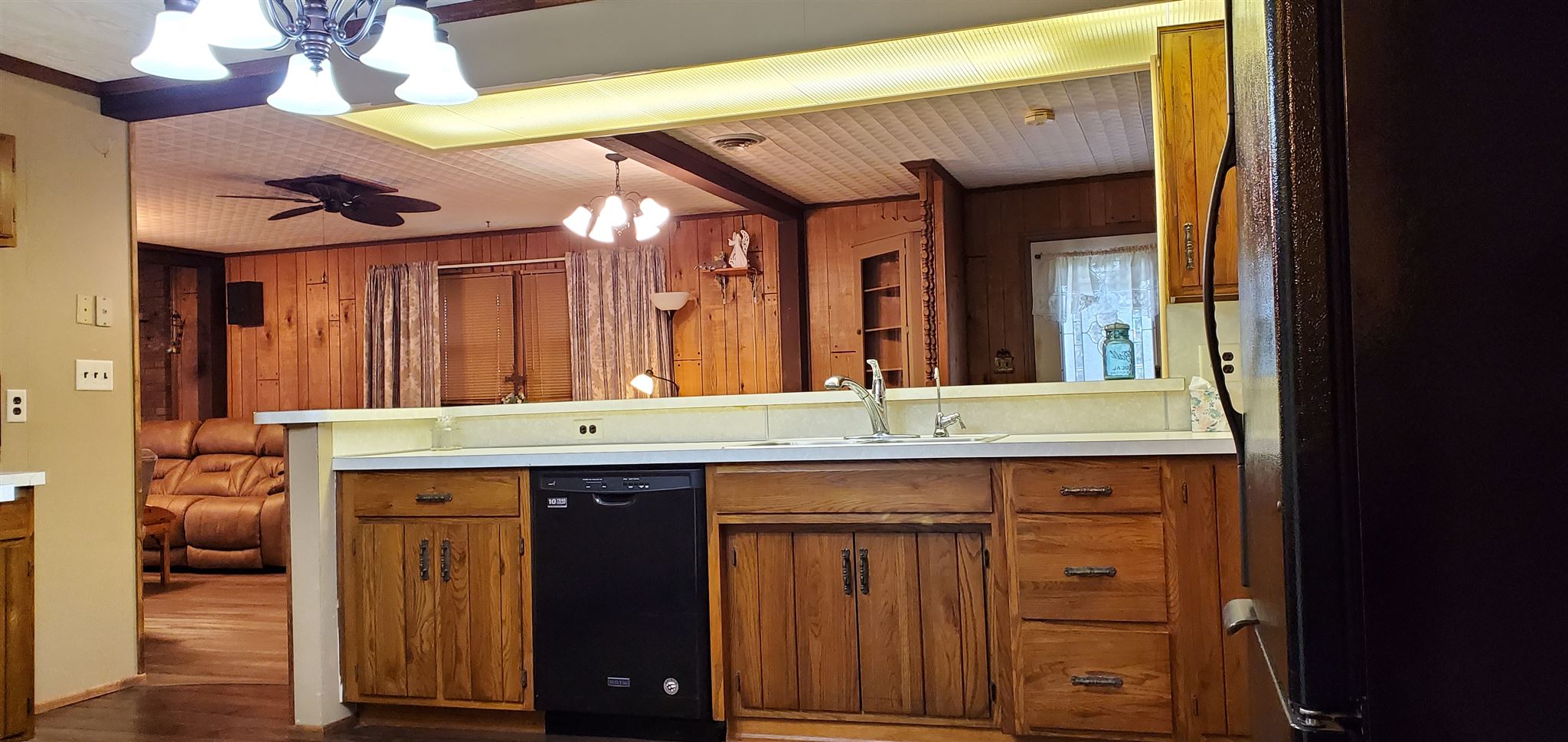 441 East 7th Street Portland, IN 47371 - Photo 11 of 34