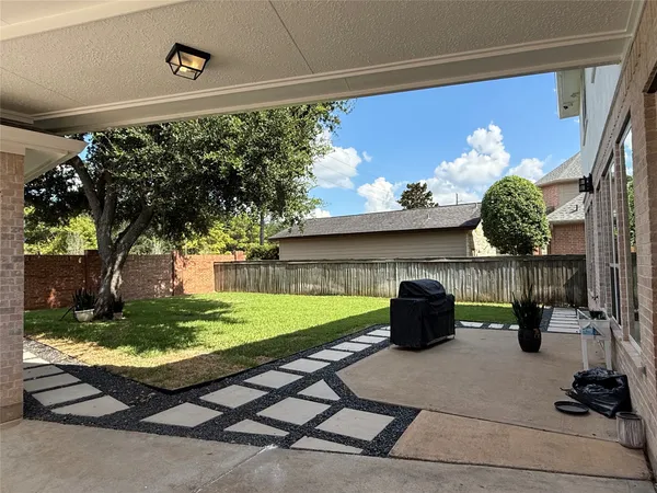 $6,500 | 11826 Legend Manor Drive, Houston, TX 77082