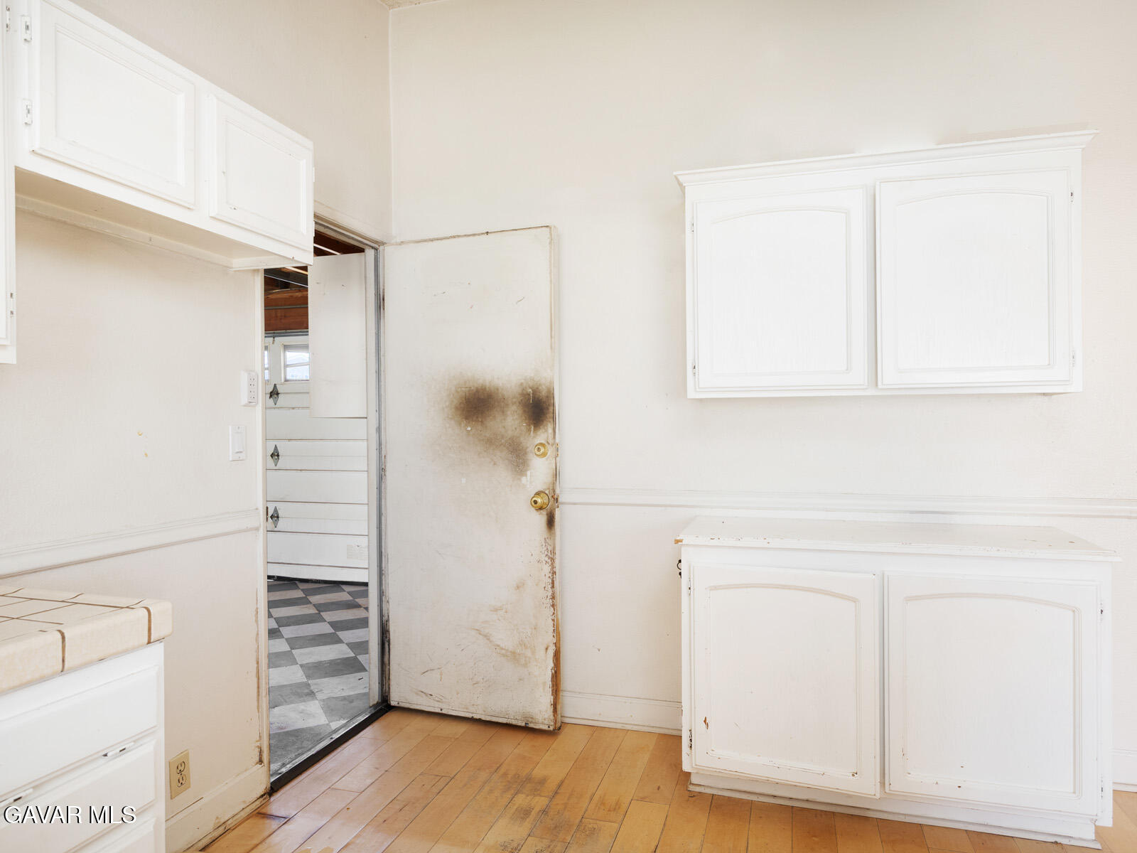 2057 Galloping Way Acton, CA 93510 - Photo 20 of 50 KUK_7535