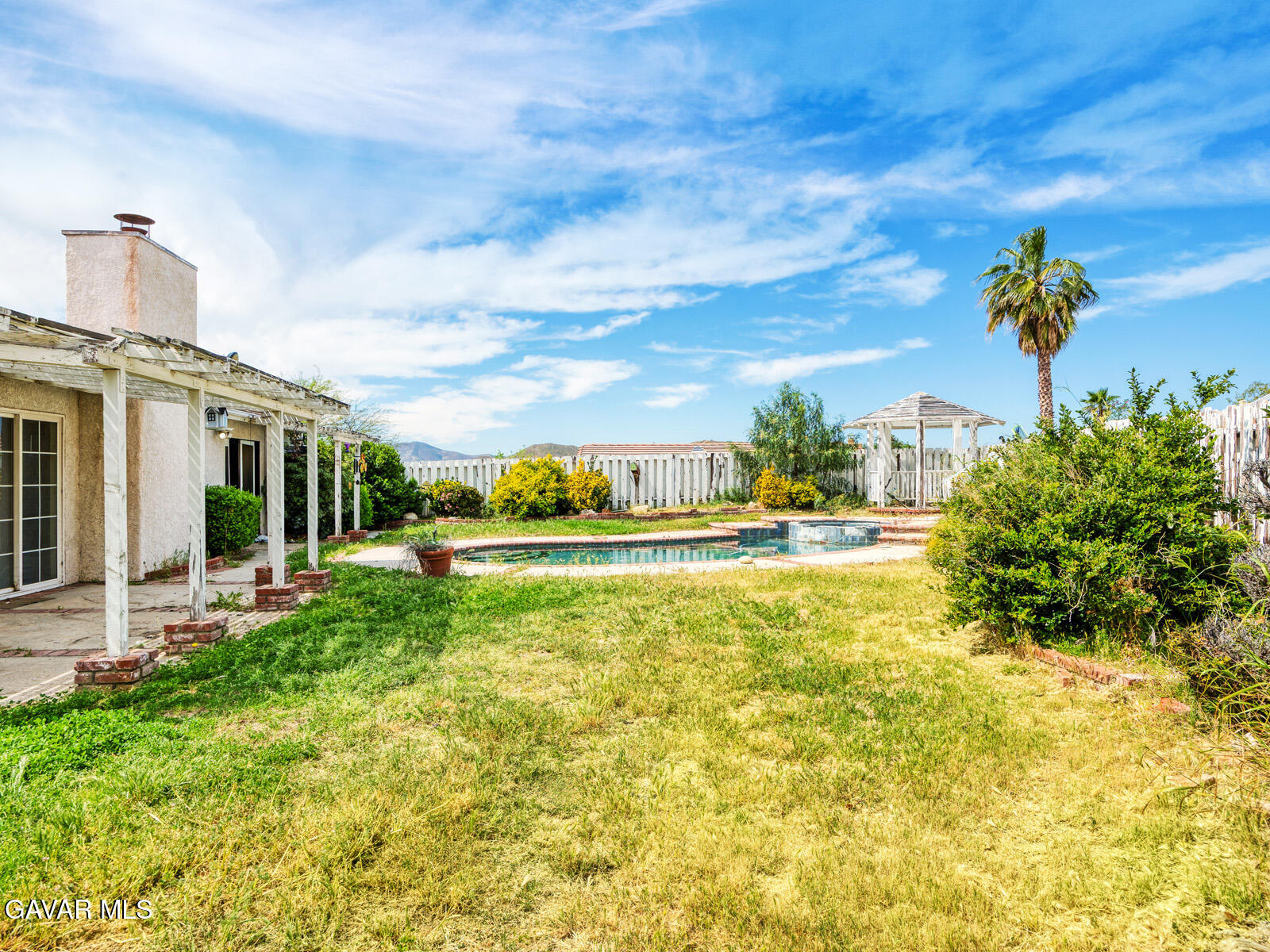 2057 Galloping Way Acton, CA 93510 - Photo 38 of 50 KUK_7554