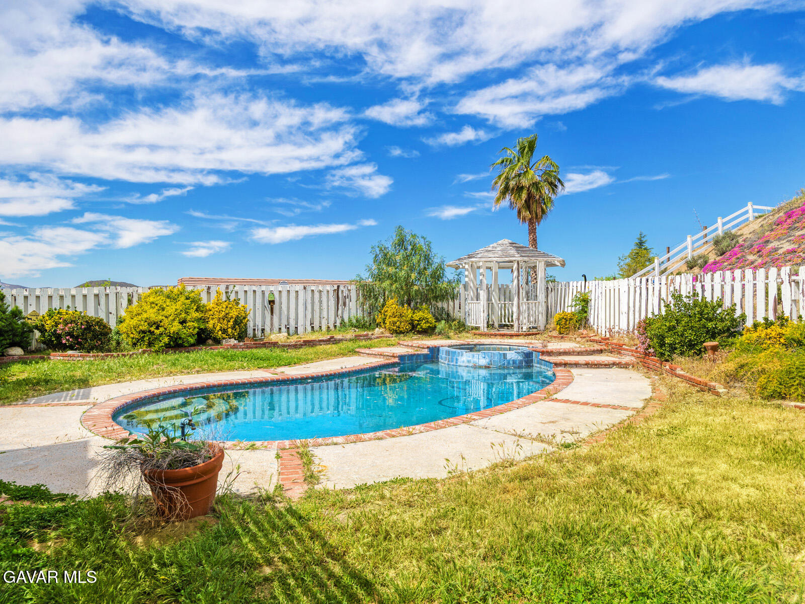 2057 Galloping Way Acton, CA 93510 - Photo 40 of 50 KUK_7572