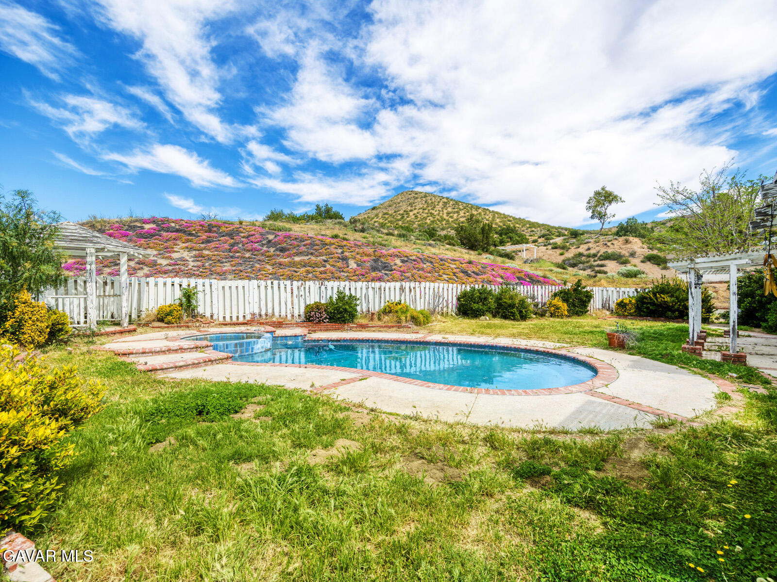 2057 Galloping Way Acton, CA 93510 - Photo 42 of 50 KUK_7612