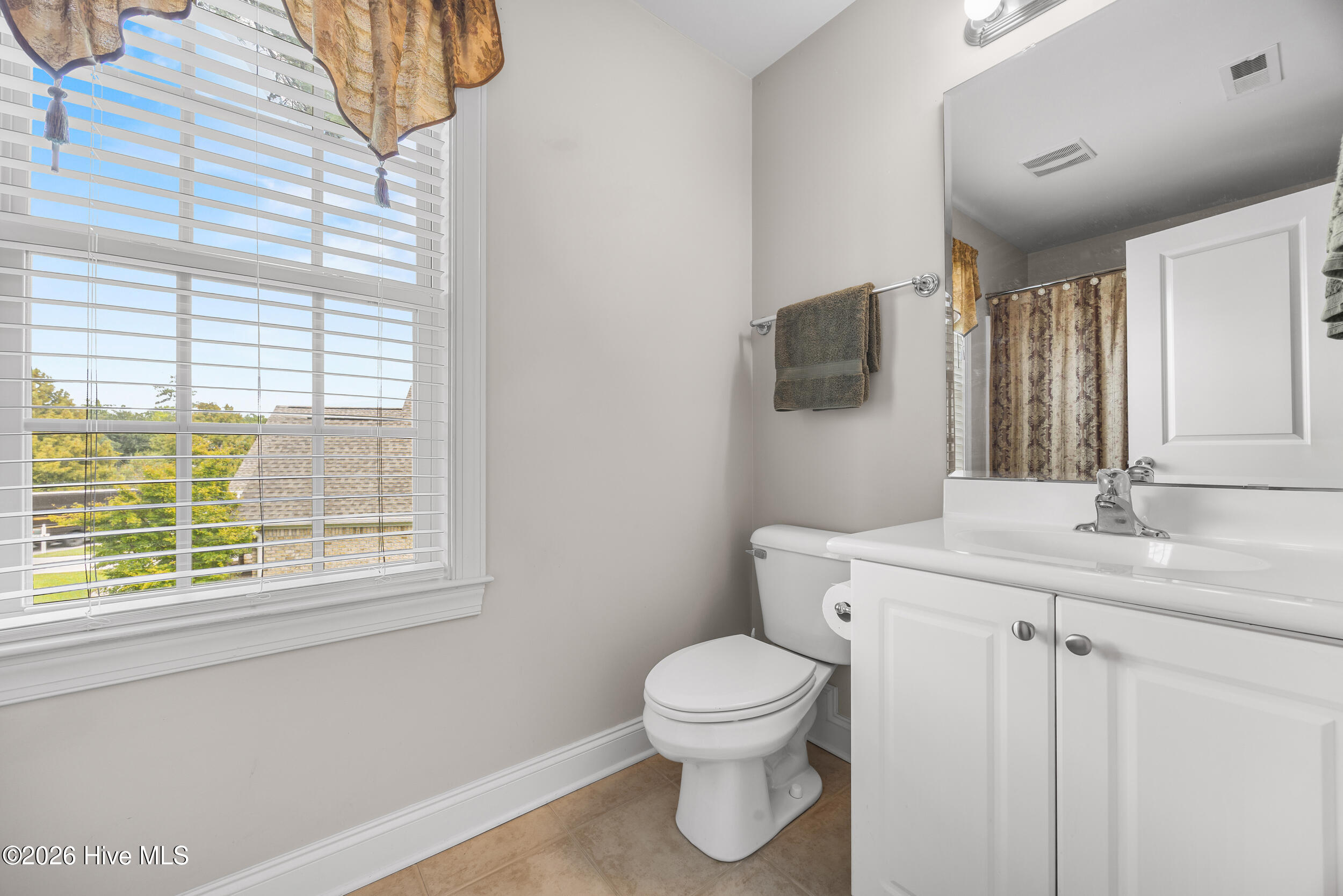 8746 Ramsbury Way Wilmington, NC 28411 - Photo 35 of 50 39_bathroom